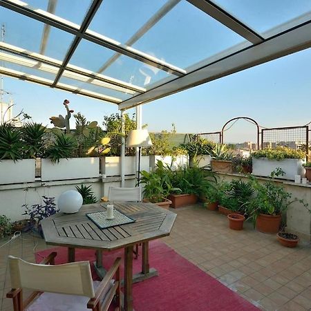 Super Sunny Penthouse With Terrace Apartment Roma Exterior foto